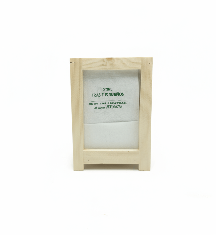 servilletero publicitario miniservices fabricado en madera para bares y cafeterias