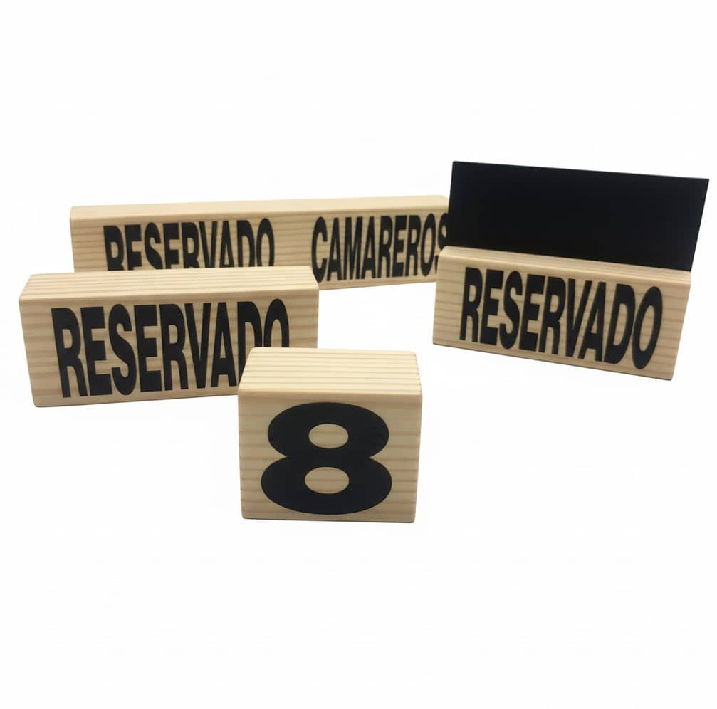 necesitas peanas de madera para señalizar en tu comercio o establecimiento de hosteleria