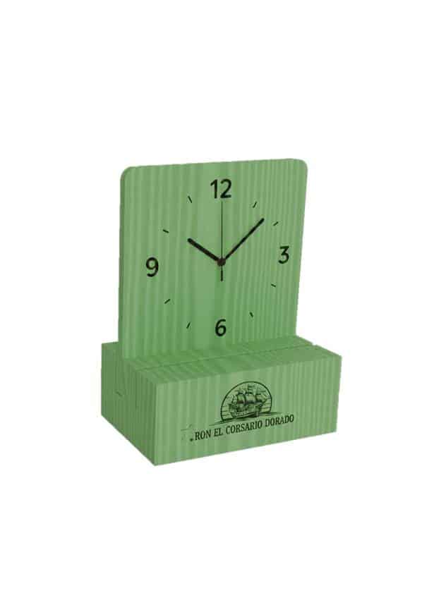 reloj de madera comercial personalizado serproservices soporte peana