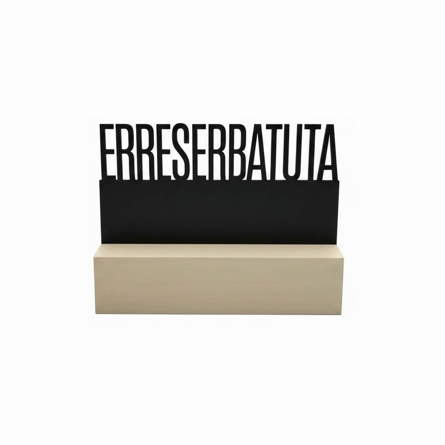 Peana ERRESERBATUTA zona pizarra